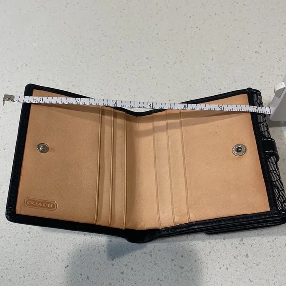 Authentic Coach leather signature canvas mini wallet with buckle - Picture 10 of 11